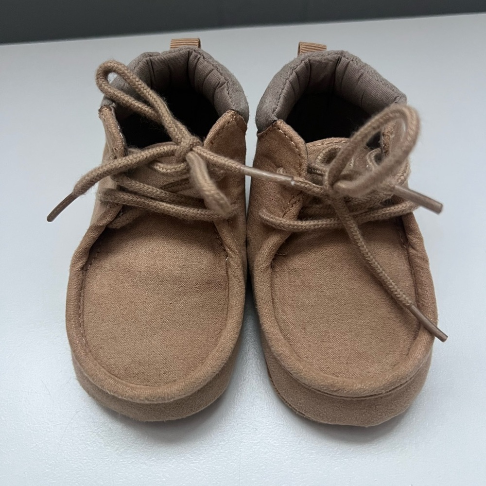 Old Navy Tan Baby Walker Shoes